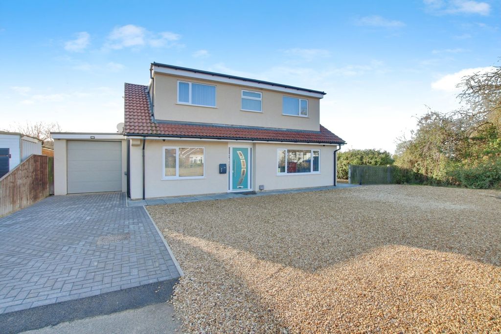 Property photo 1 of 27