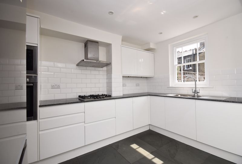 Property photo 2 of 19 Kitchen 2