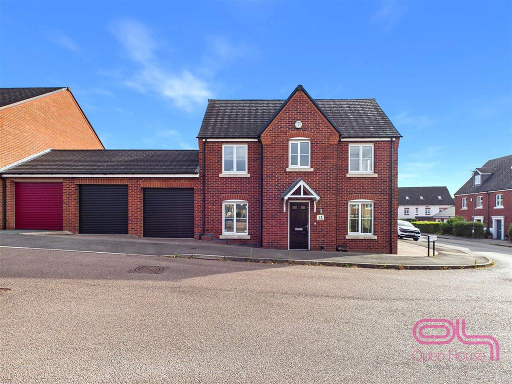 Property photo 1 of 29 Luton Road, Church Gresley (5).Jpg