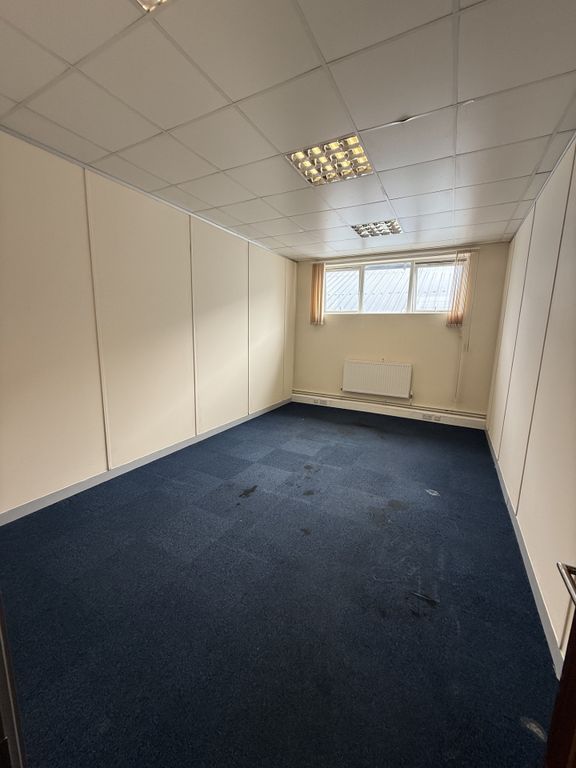 Property photo 3 of 3