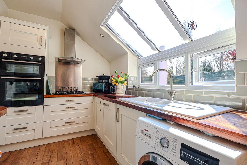 Property photo 3 of 25 Img_4669-2.Jpg