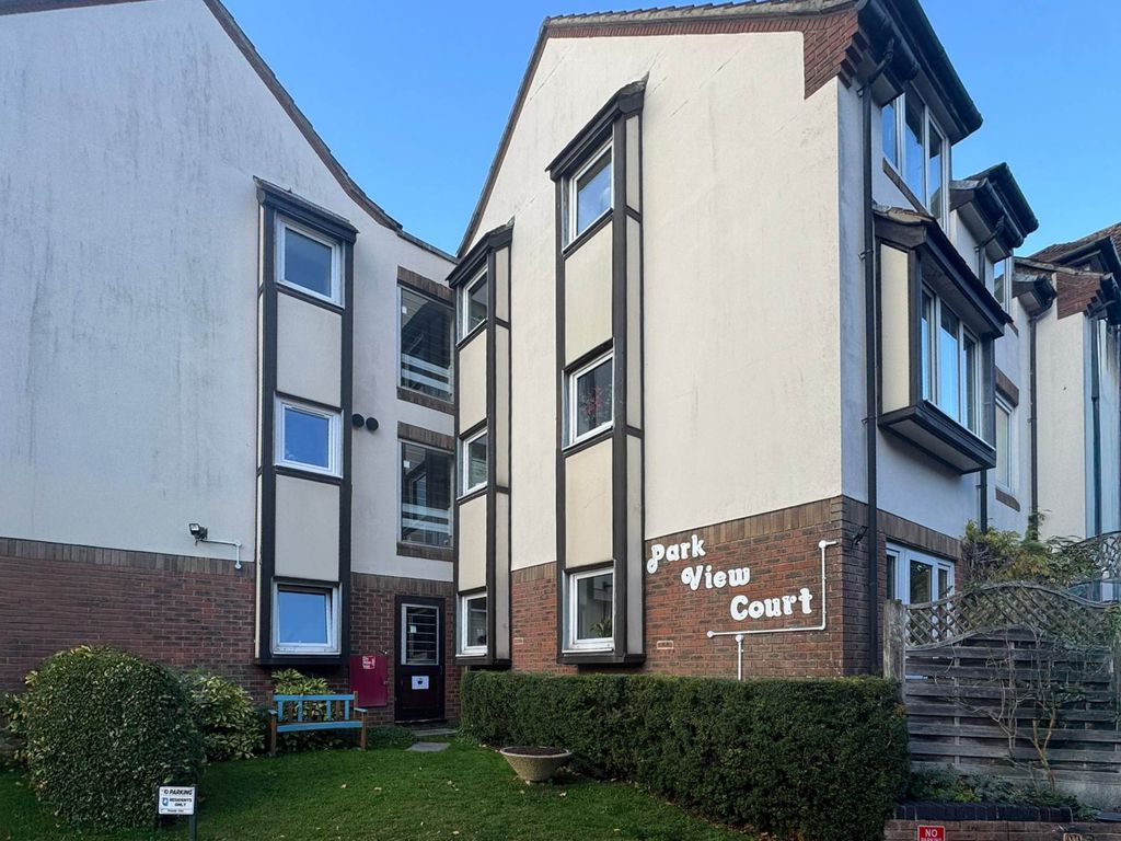 Property photo 1 of 12