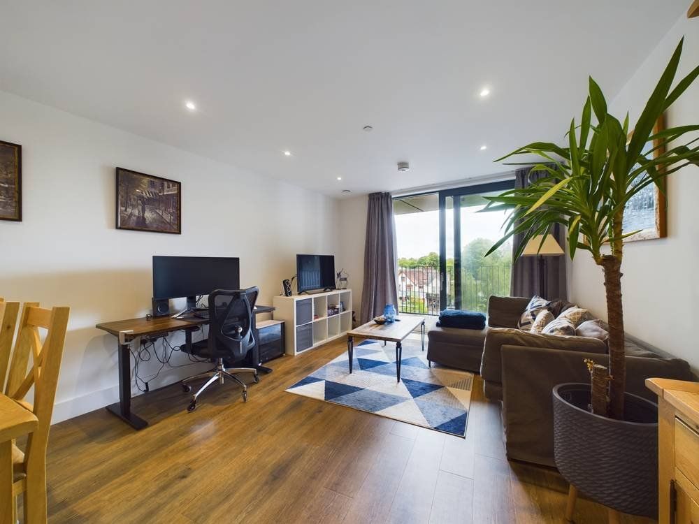 Property photo 3 of 10 Picture No. 20