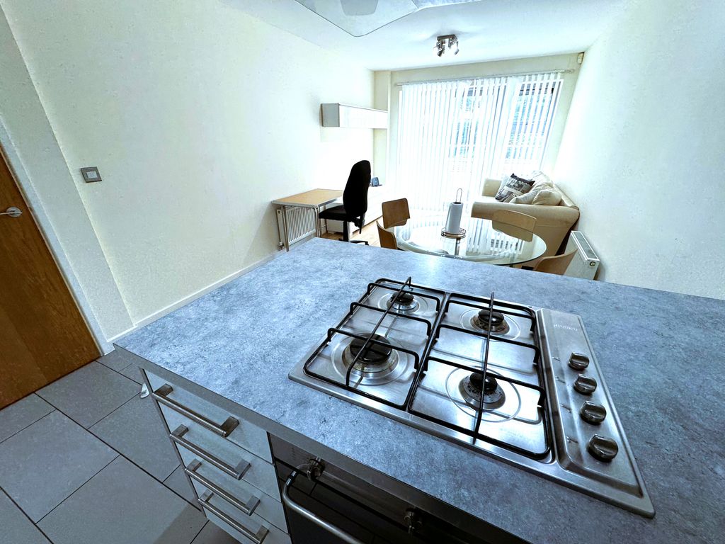 Property photo 2 of 13