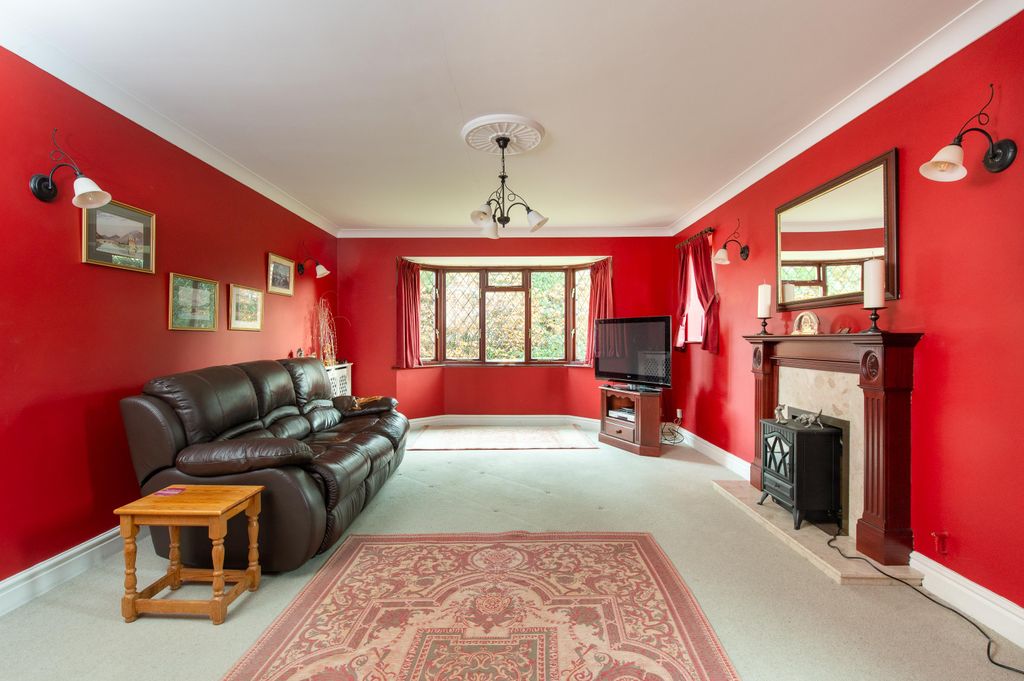 Property photo 3 of 23 Image