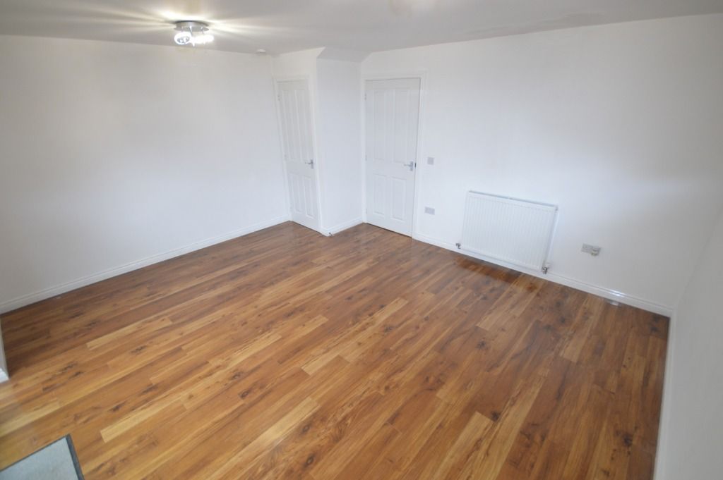 Property photo 3 of 17 Photo 3