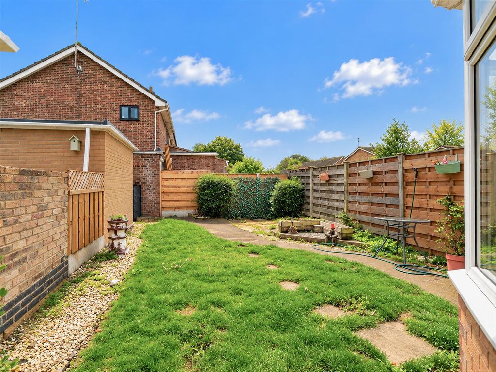 Property photo 2 of 19 External