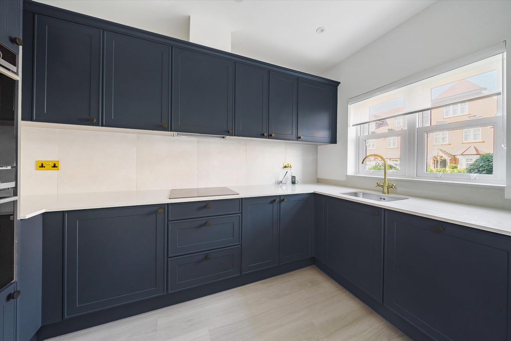 Property photo 2 of 9 Image