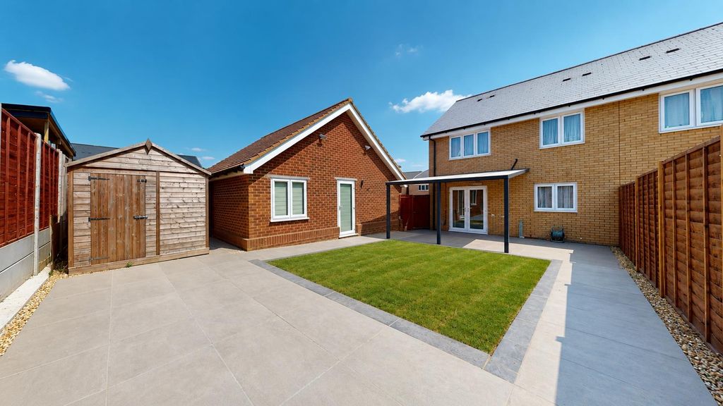 Property photo 3 of 17 8A64F3C6-6E1C-44E4-81Df-544Fd321Da65.Png