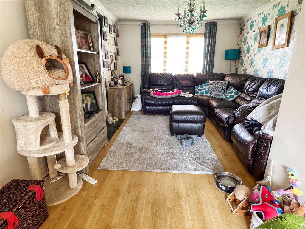 Property photo 3 of 9 Img_2645 Please Blur Photos.Jpg