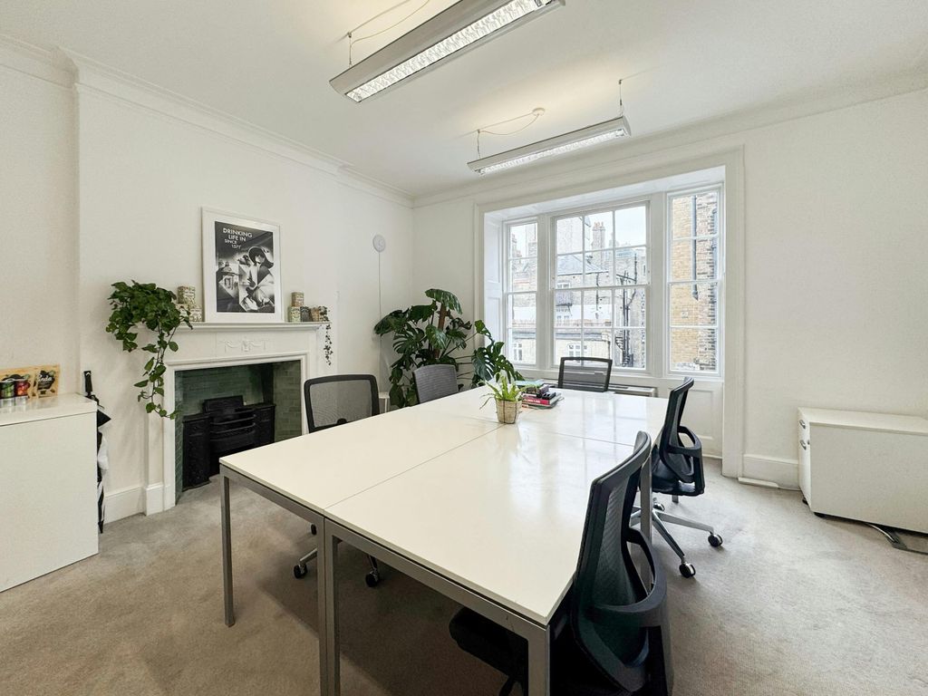 Property photo 2 of 8 Image  20250515T112008047.Jpg