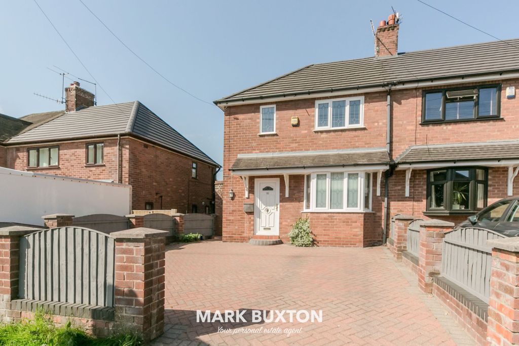 Property photo 1 of 30