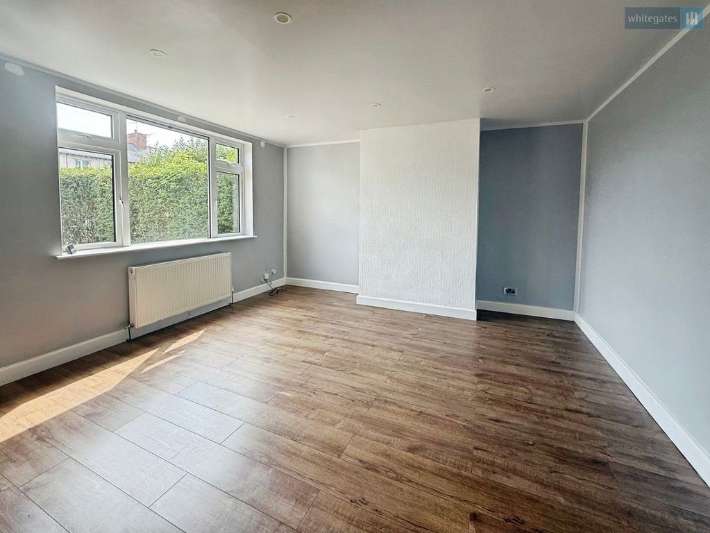 Property photo 2 of 12 Pbox-Img.Jpg