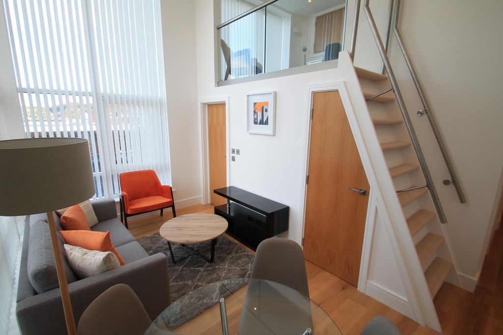 Property photo 1 of 14 Bedroom