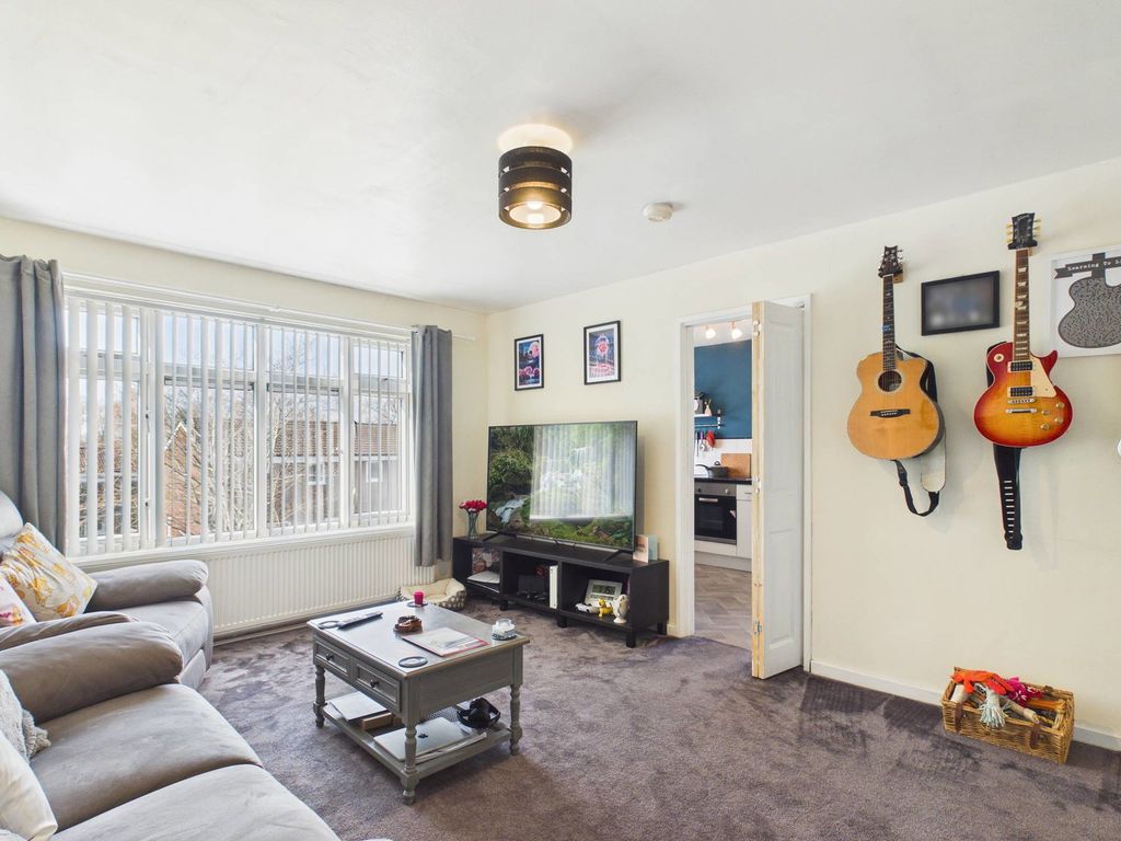 Property photo 3 of 19