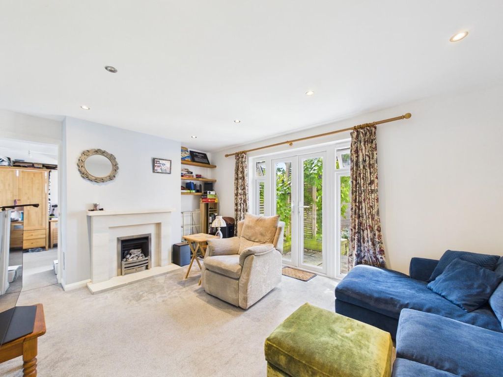 Property photo 3 of 30 Cam01576G0-Pr0403-Still007.Jpg