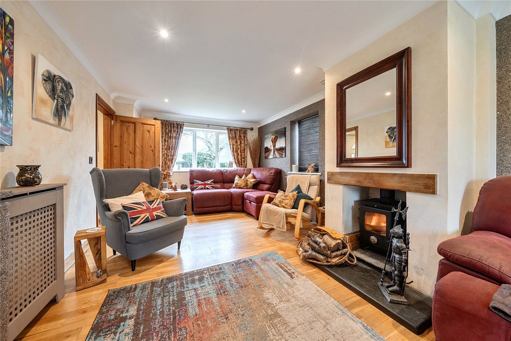 Property photo 2 of 23 Picture No. 14