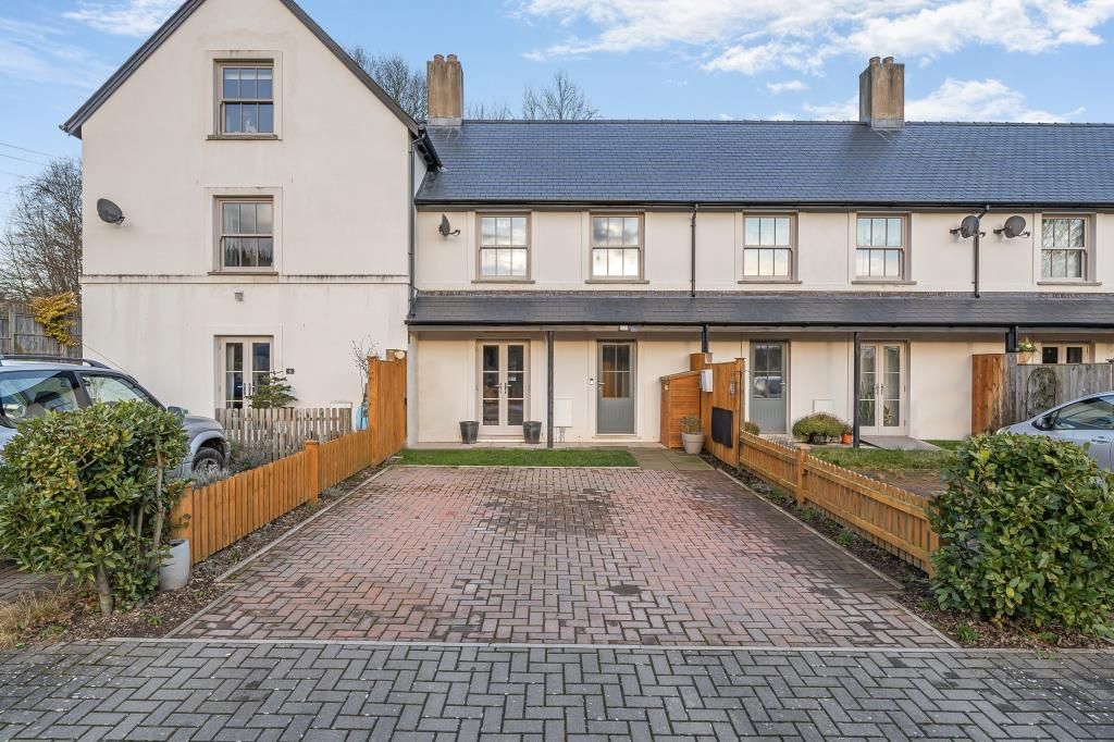 Property photo 1 of 21 Front Aspect