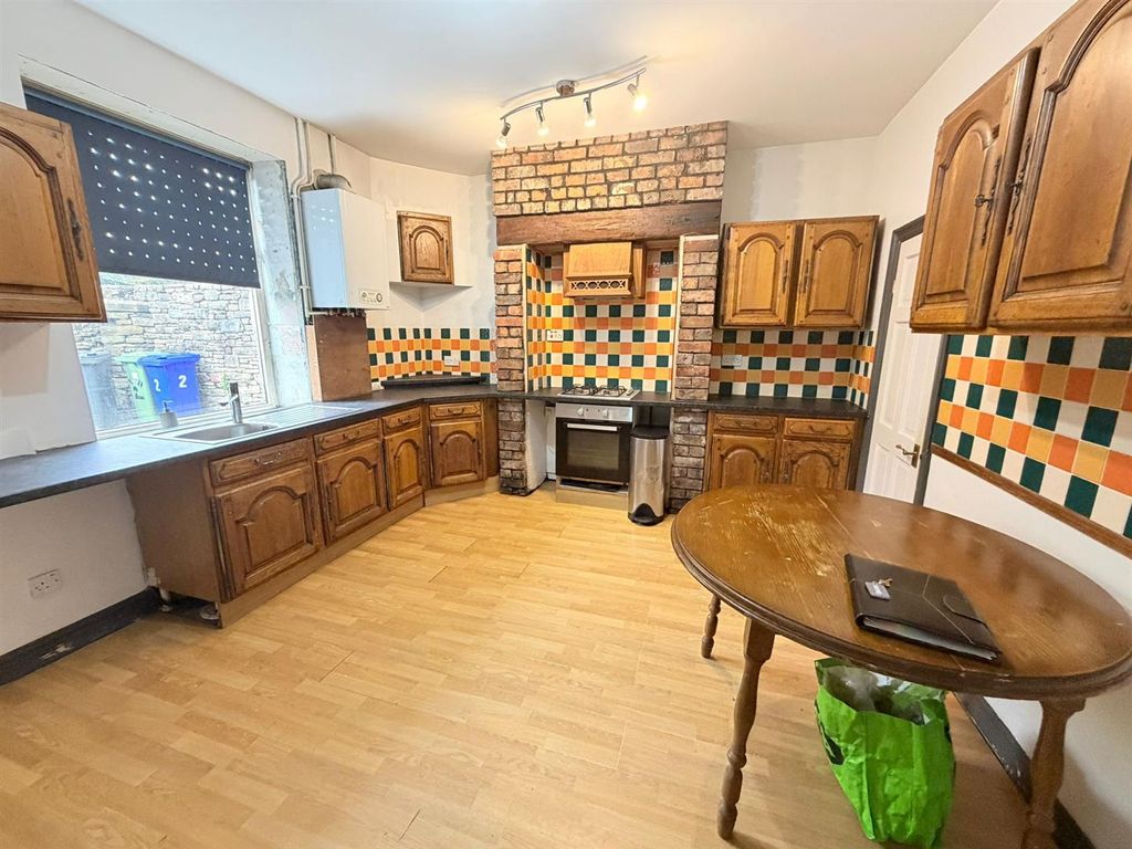 Property photo 3 of 13 Pm.Jpeg