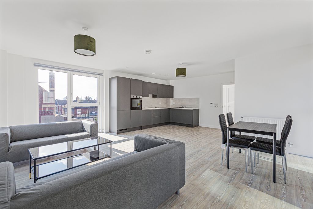 Property photo 1 of 17 41_14738