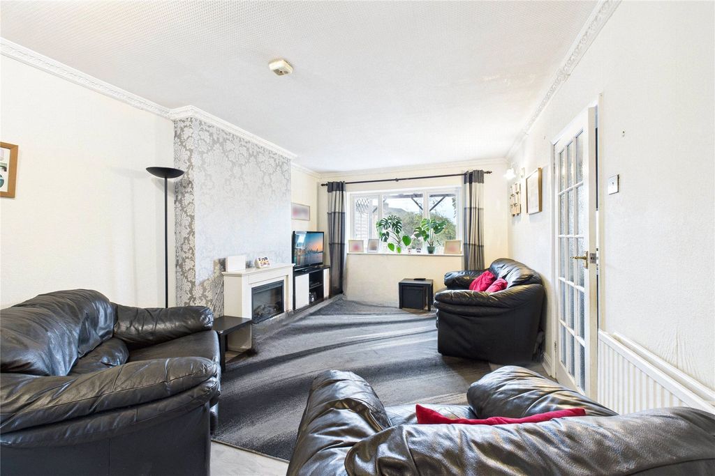 Property photo 2 of 8 Picture No. 04