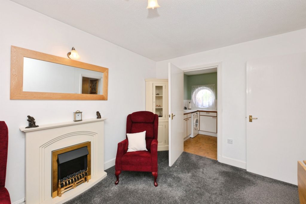 Property photo 3 of 17