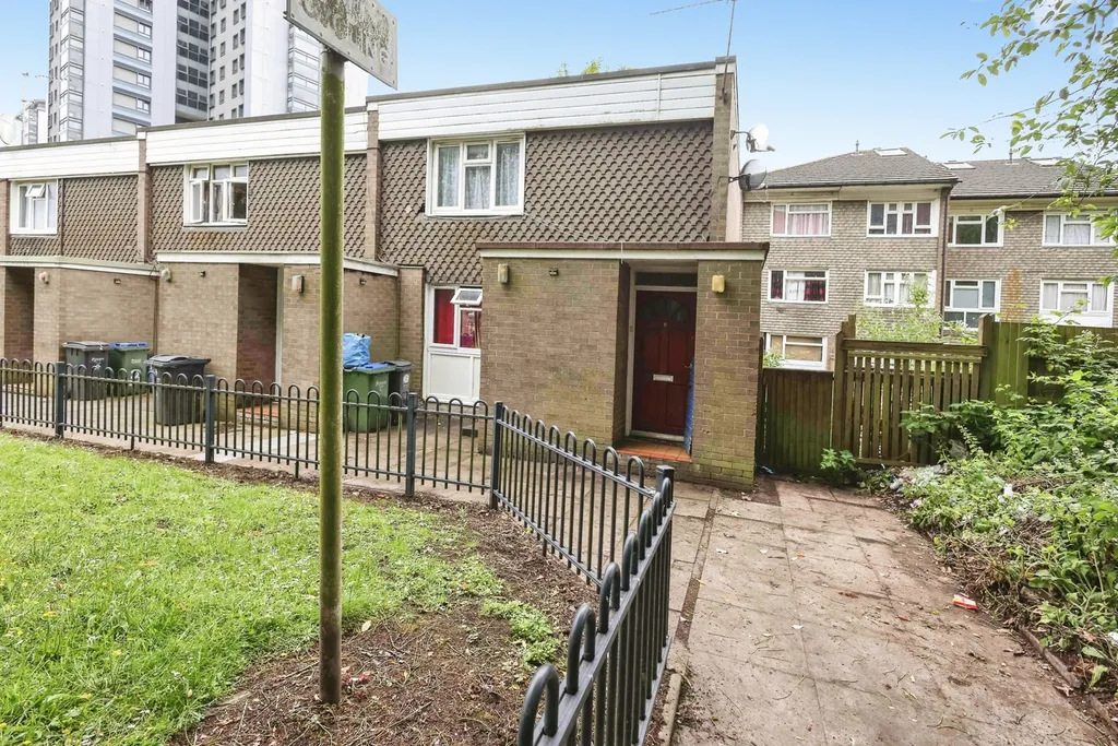 Nash Walk, Smethwick, West Midlands B66 - View 3