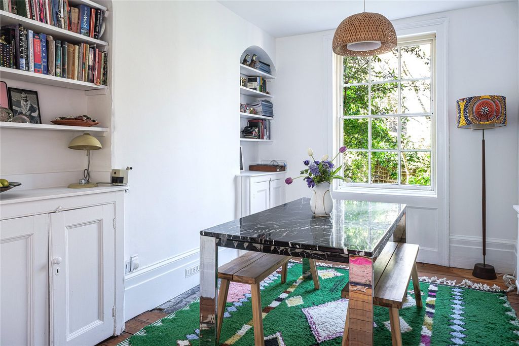 Property photo 3 of 26 Picture No. 02