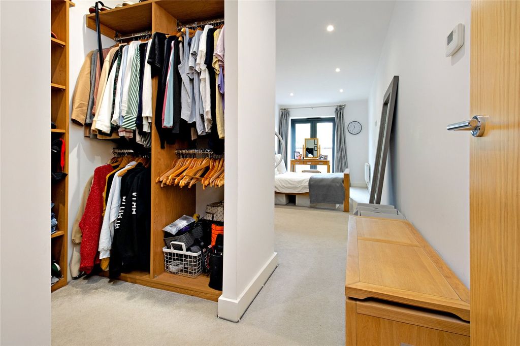 Property photo 2 of 11 Picture No. 04