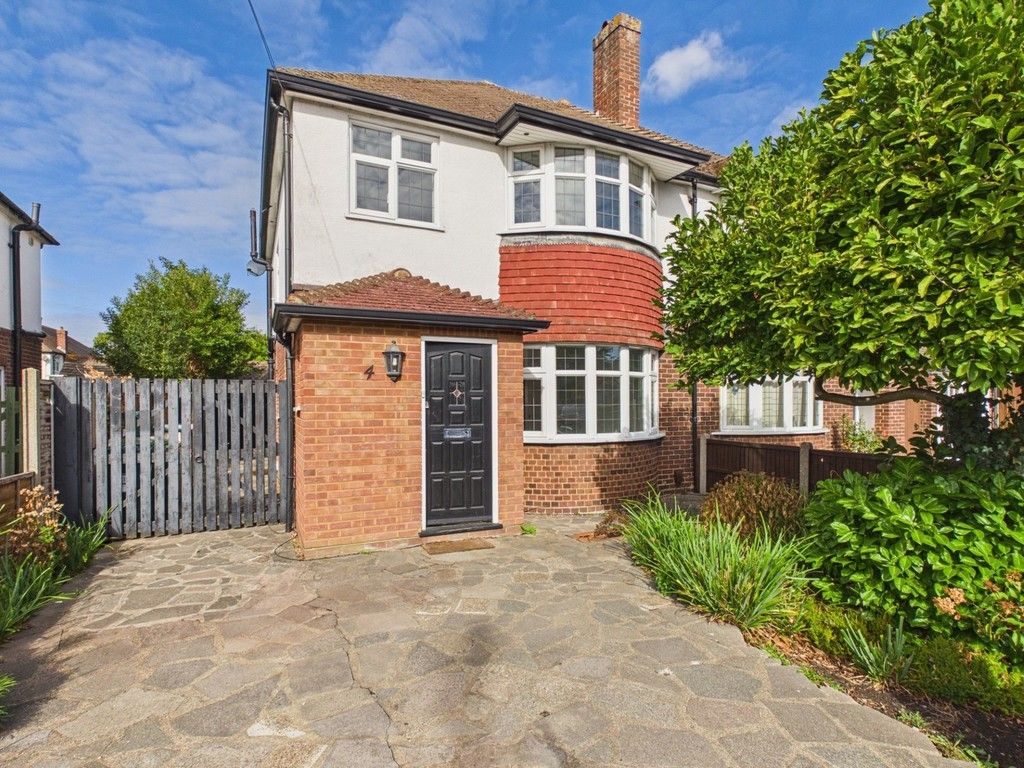 Property photo 1 of 12