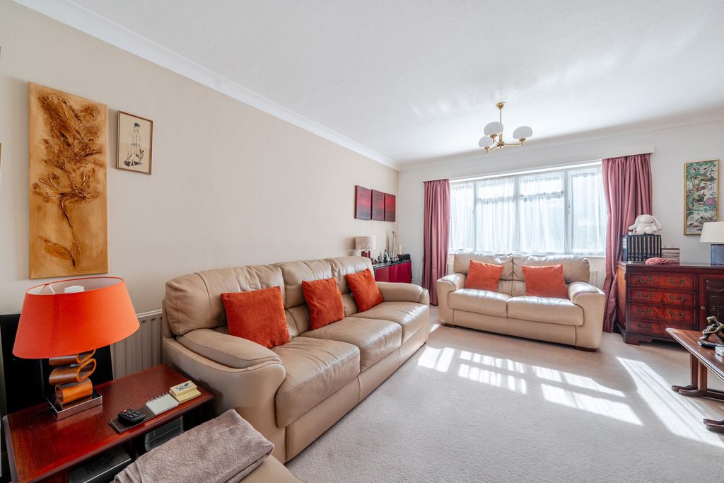 Property photo 2 of 20 1462982-18-6A22Ca...