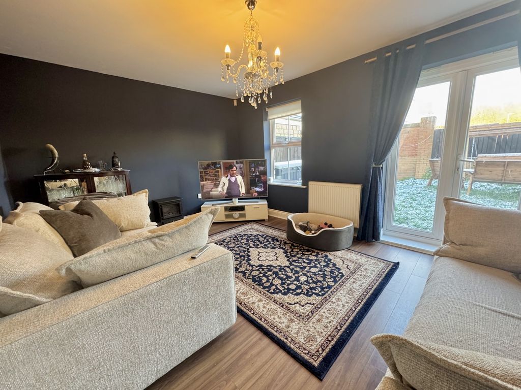 Property photo 3 of 15 Img_4761