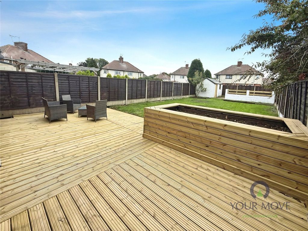 Property photo 2 of 9 Garden