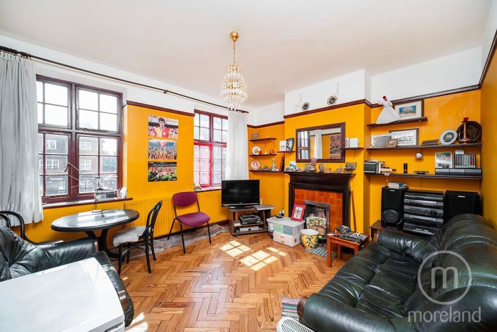 Property photo 2 of 14
