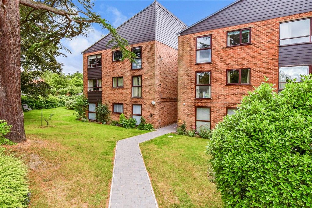 Property photo 1 of 14 External (Web)