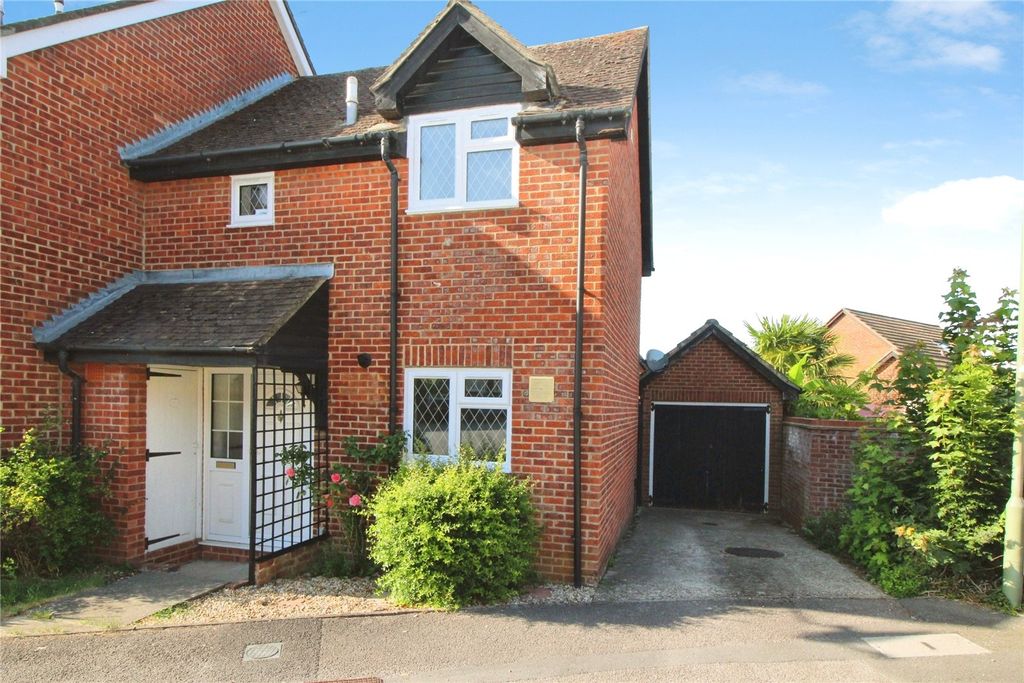 Property photo 1 of 9 Picture No. 11