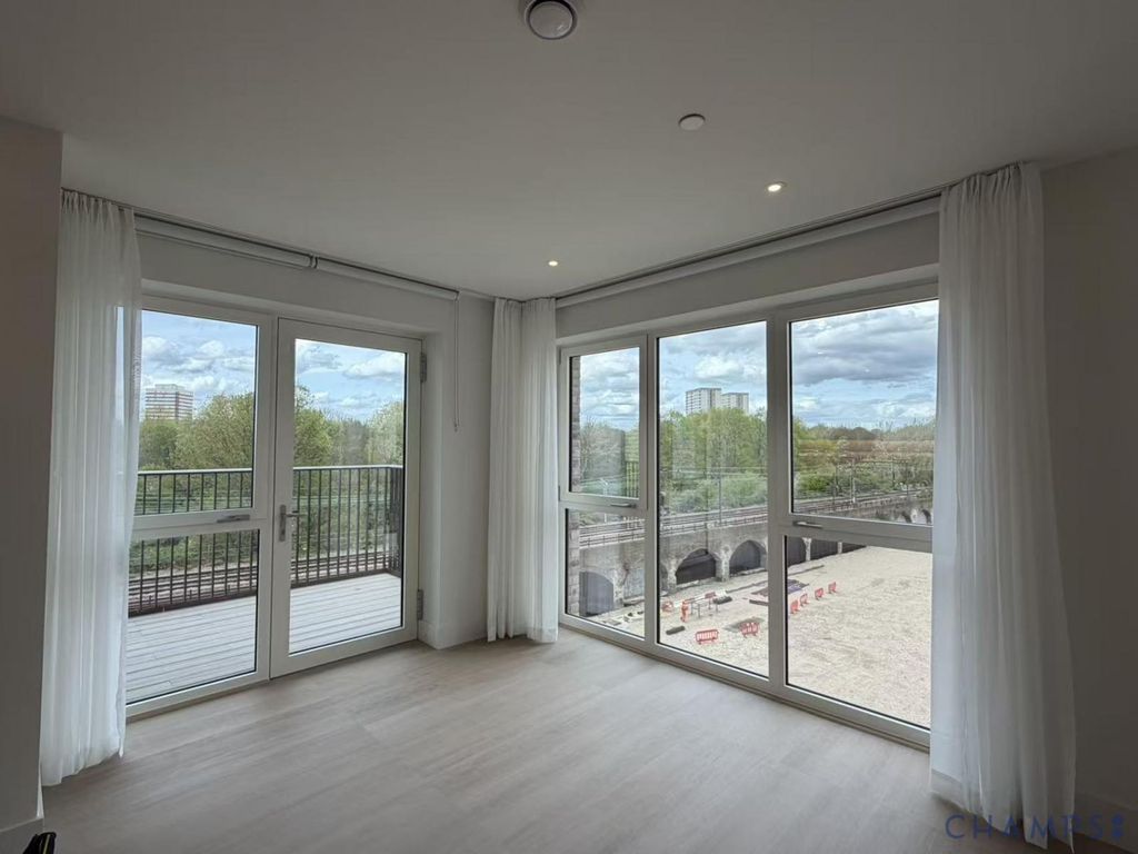 Property photo 2 of 4 Gallery