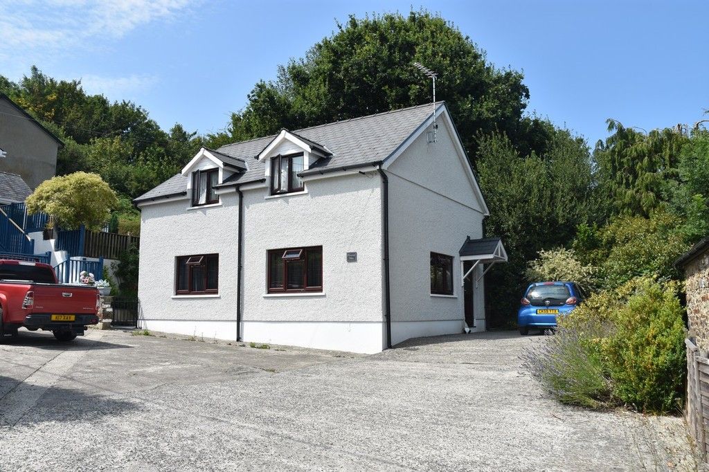 Property photo 1 of 18
