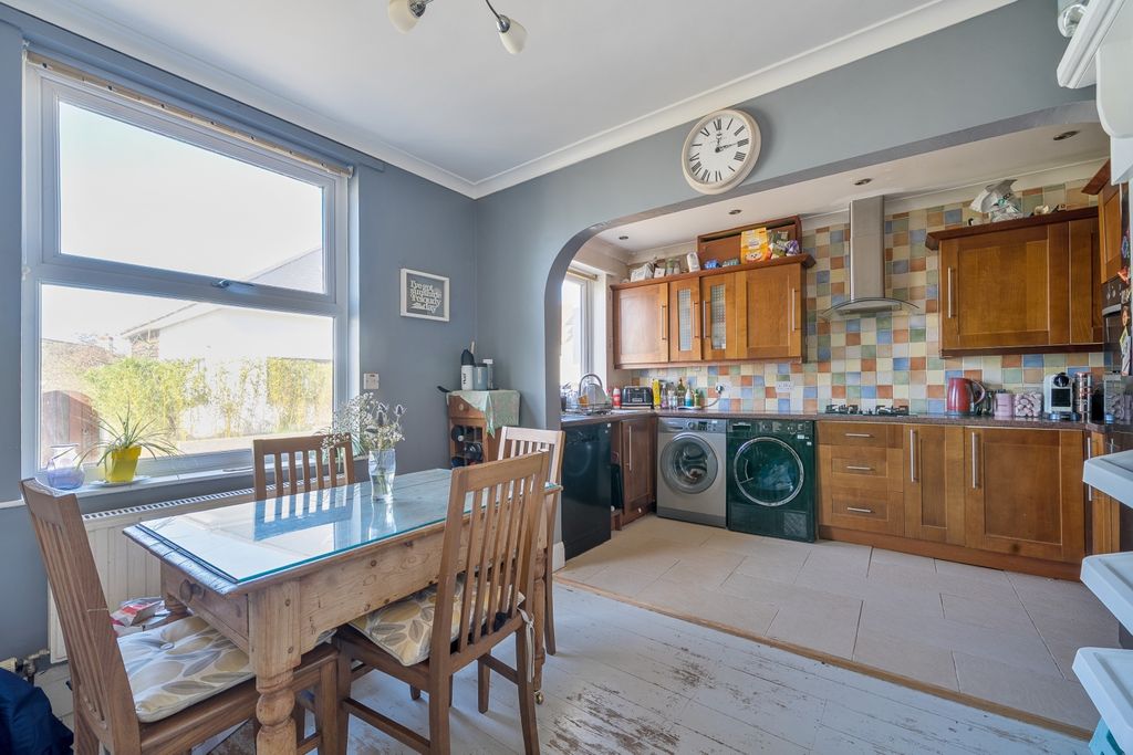 Property photo 3 of 23 1416598-2-69B1704c14825