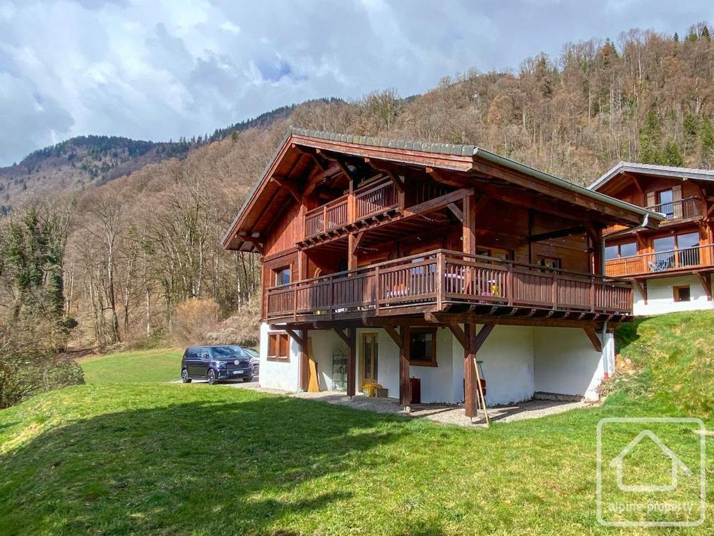 Property photo 2 of 40