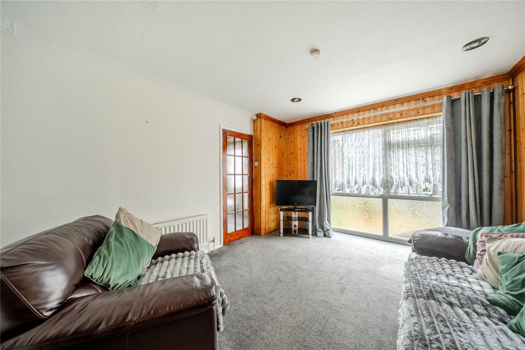 Property photo 2 of 26 Picture No. 03