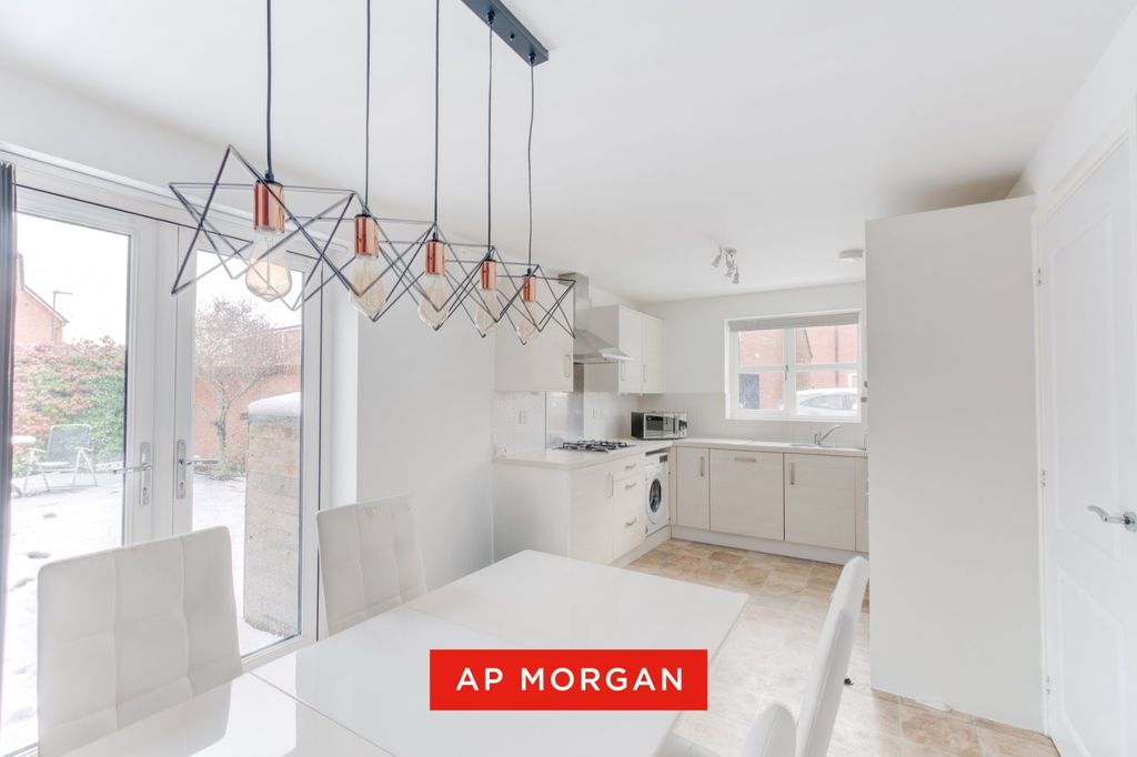 Property photo 3 of 19 Picture No. 08