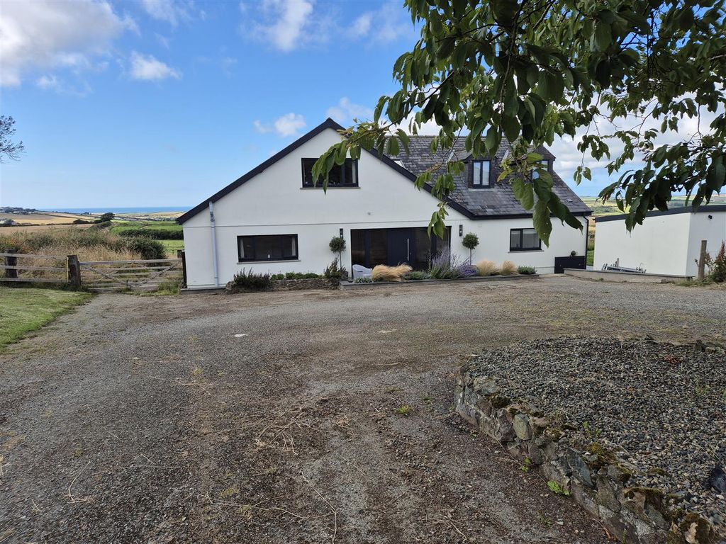 Property photo 2 of 45 20250728_174519.Jpg