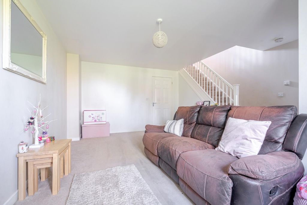 Property photo 3 of 21 1437145-1-69d629512Db2d.Jpg