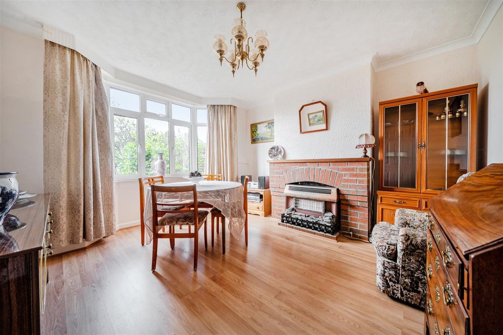 Property photo 3 of 12 1275999 (3).Jpg