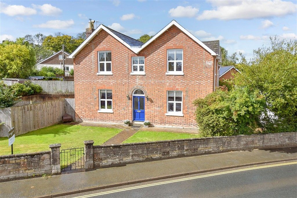 Property photo 2 of 19 External (Web)