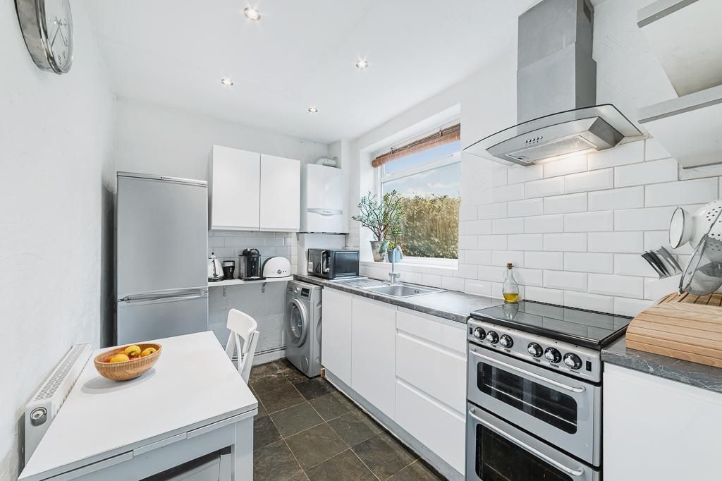 Property photo 3 of 10 Photo 3