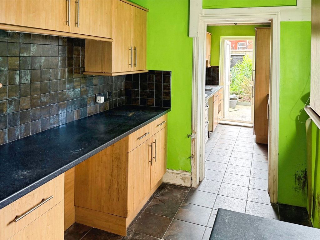 Property photo 2 of 15 Kitchen / Utility