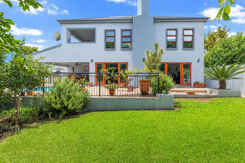 Property photo 3 of 80 Cn1733499