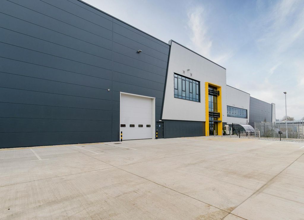 Property photo 1 of 4 Inter.Png